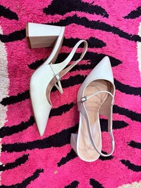 Pointed Toe Slingback Block Heel Pumps in Ivory